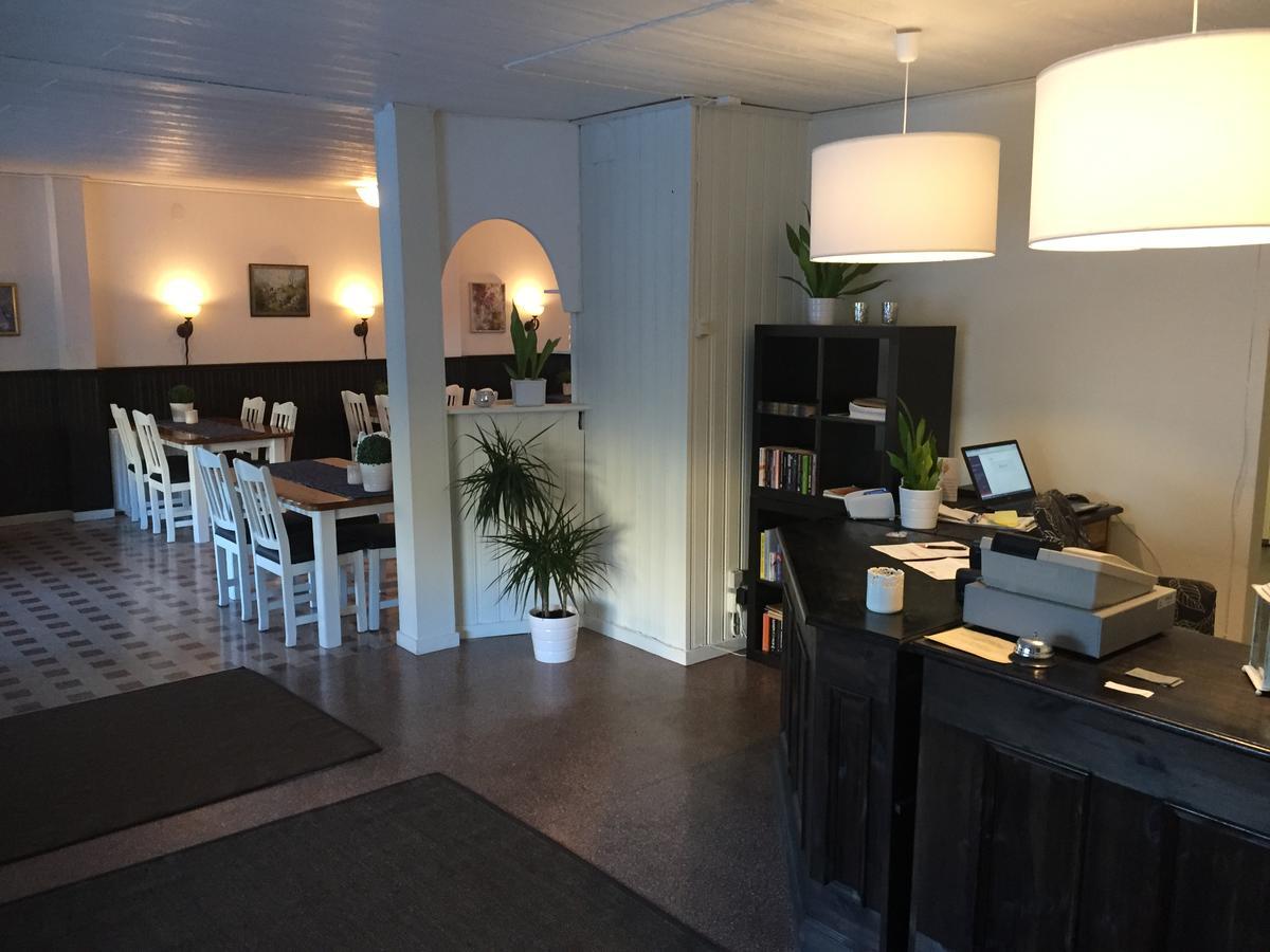 Hoejdens Lagprishotell Mönsterås Exteriér fotografie